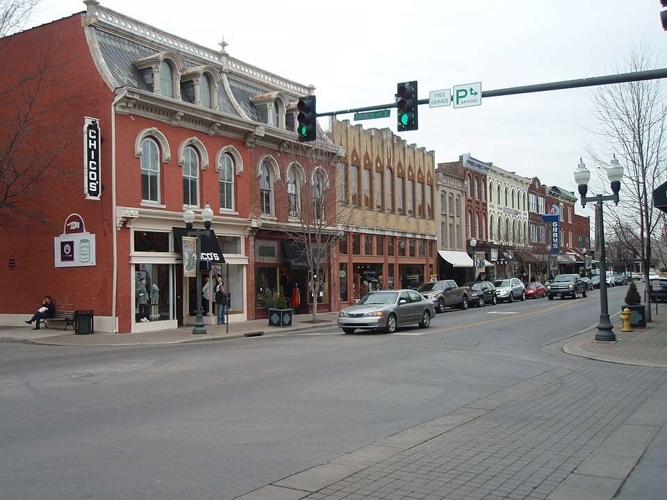 Main Street storefronts in downtown Franklin